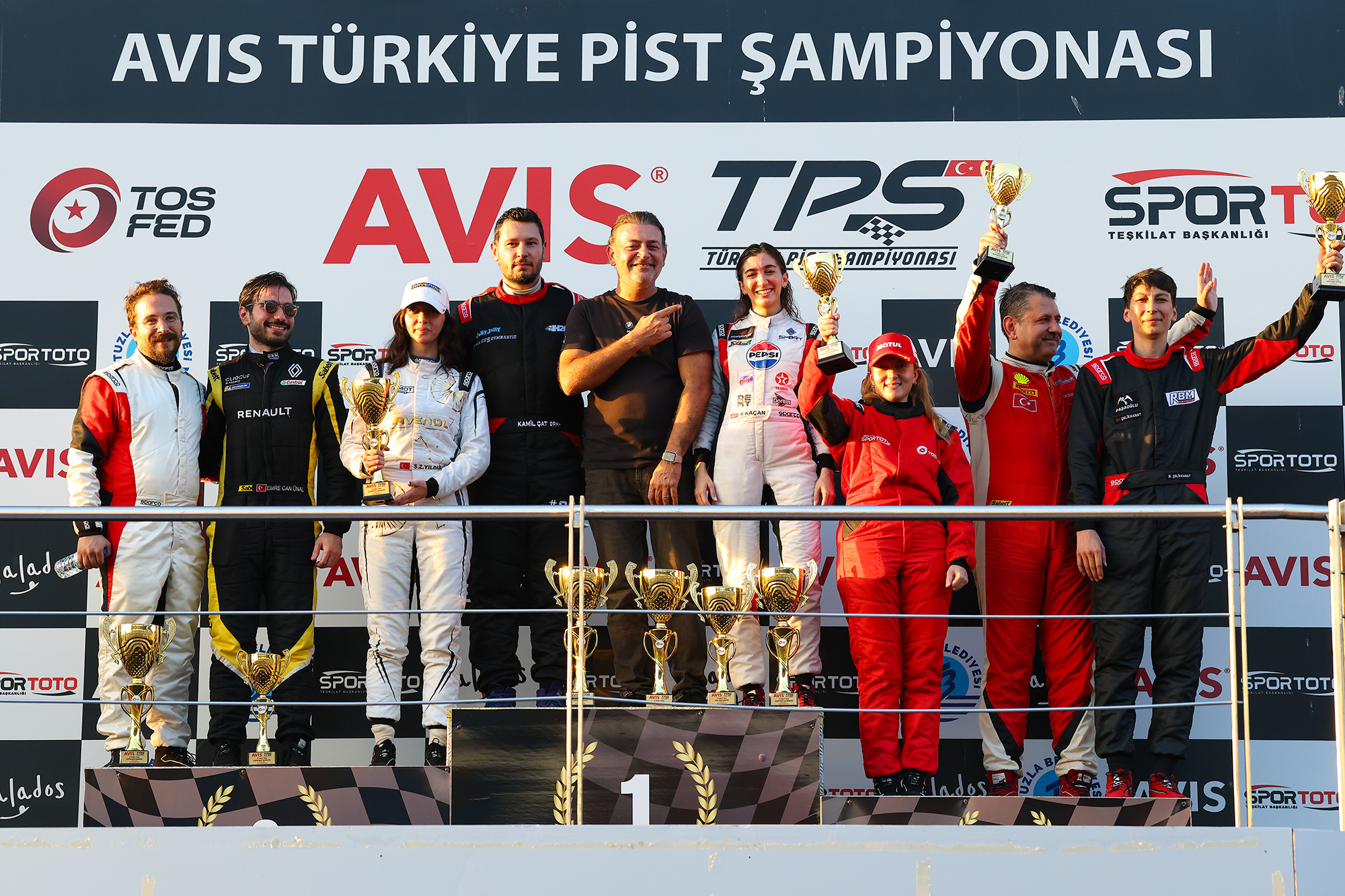 İstanbul Park’ta 11 Bin Seyirci: Beşinci Ayakta Maxi ve Super Mücadelesi