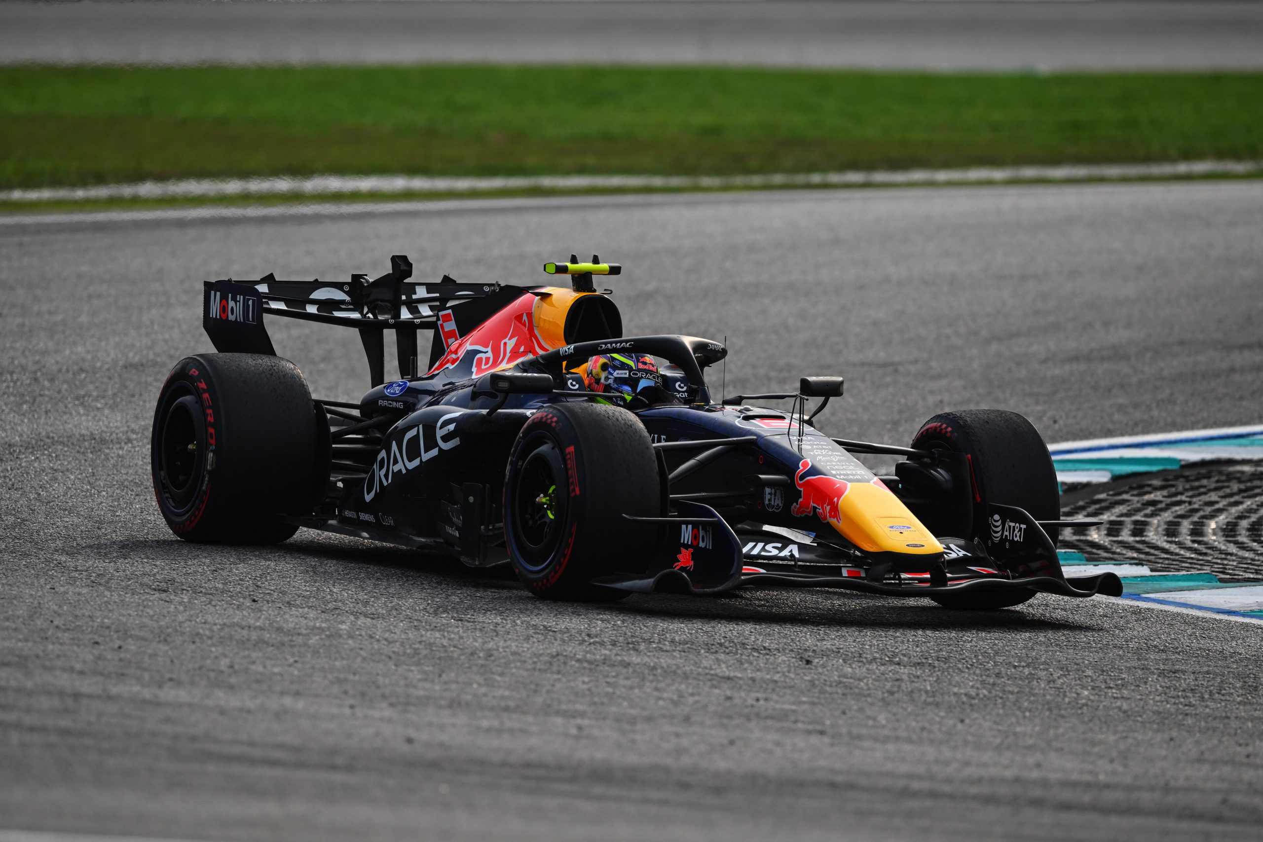 Oracle Red Bull Racing otomobili Sepang pistinde