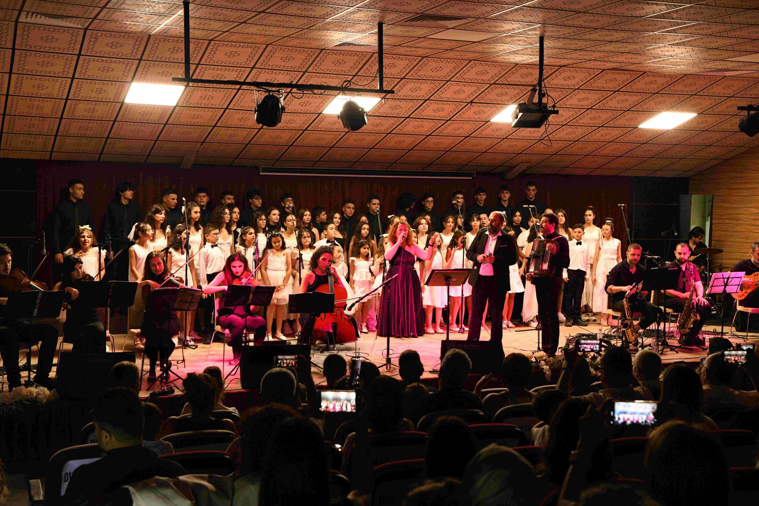 Hatay Akademi Çocuk ve Gençlik Korosu Kökten Sese konseri