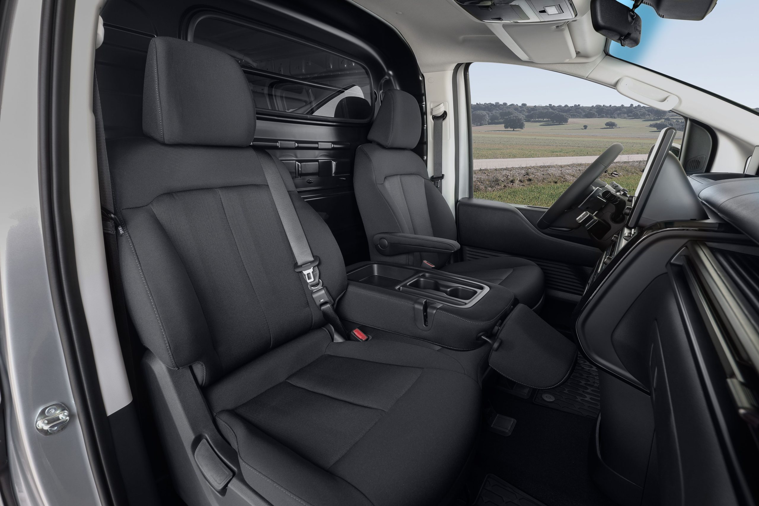 Hyundai STARIA Cargo elektrikli hafif ticari araç