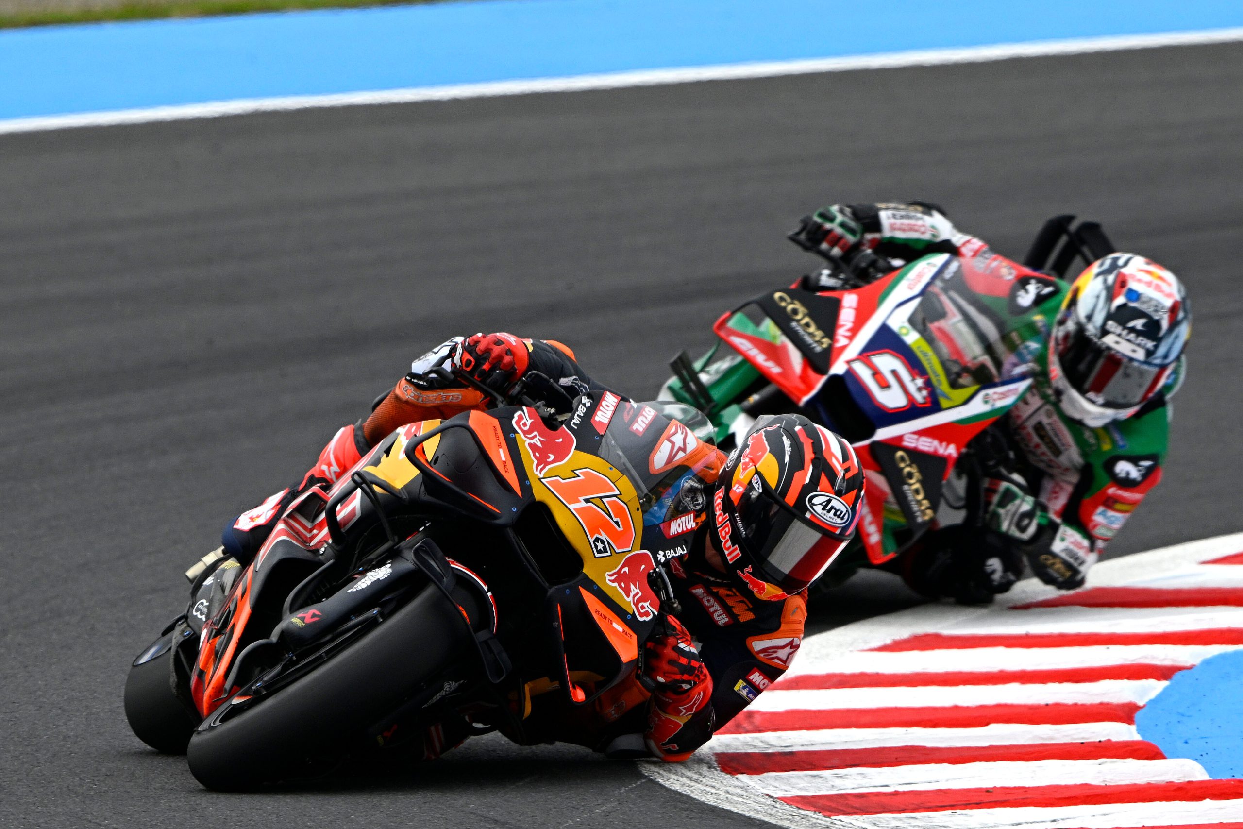 Bastianini Podyuma 0,078 Saniye Uzakta: Japonya’da Nefes Kesen Final