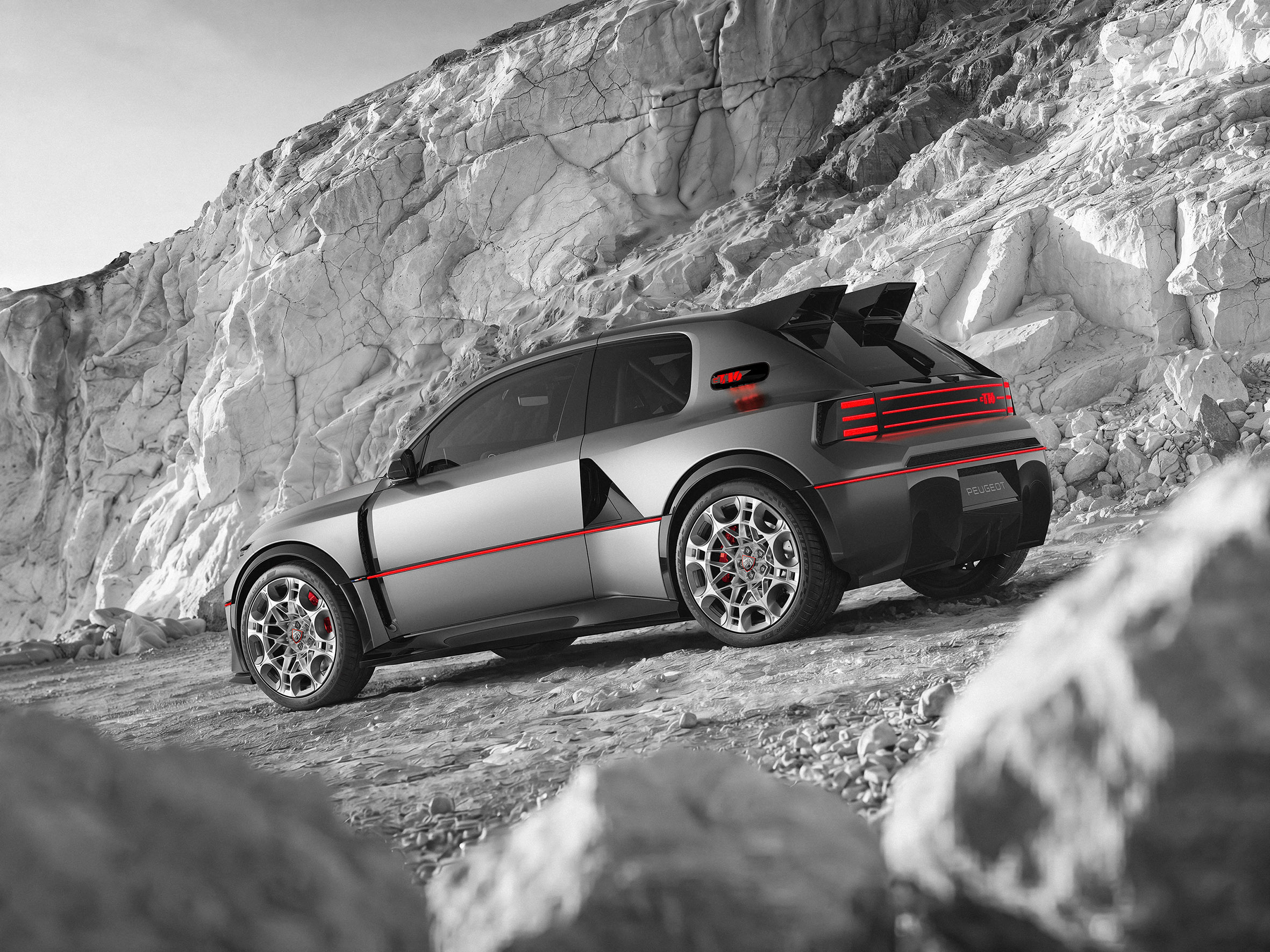 PEUGEOT E-T16 CONCEPT-2.jpg