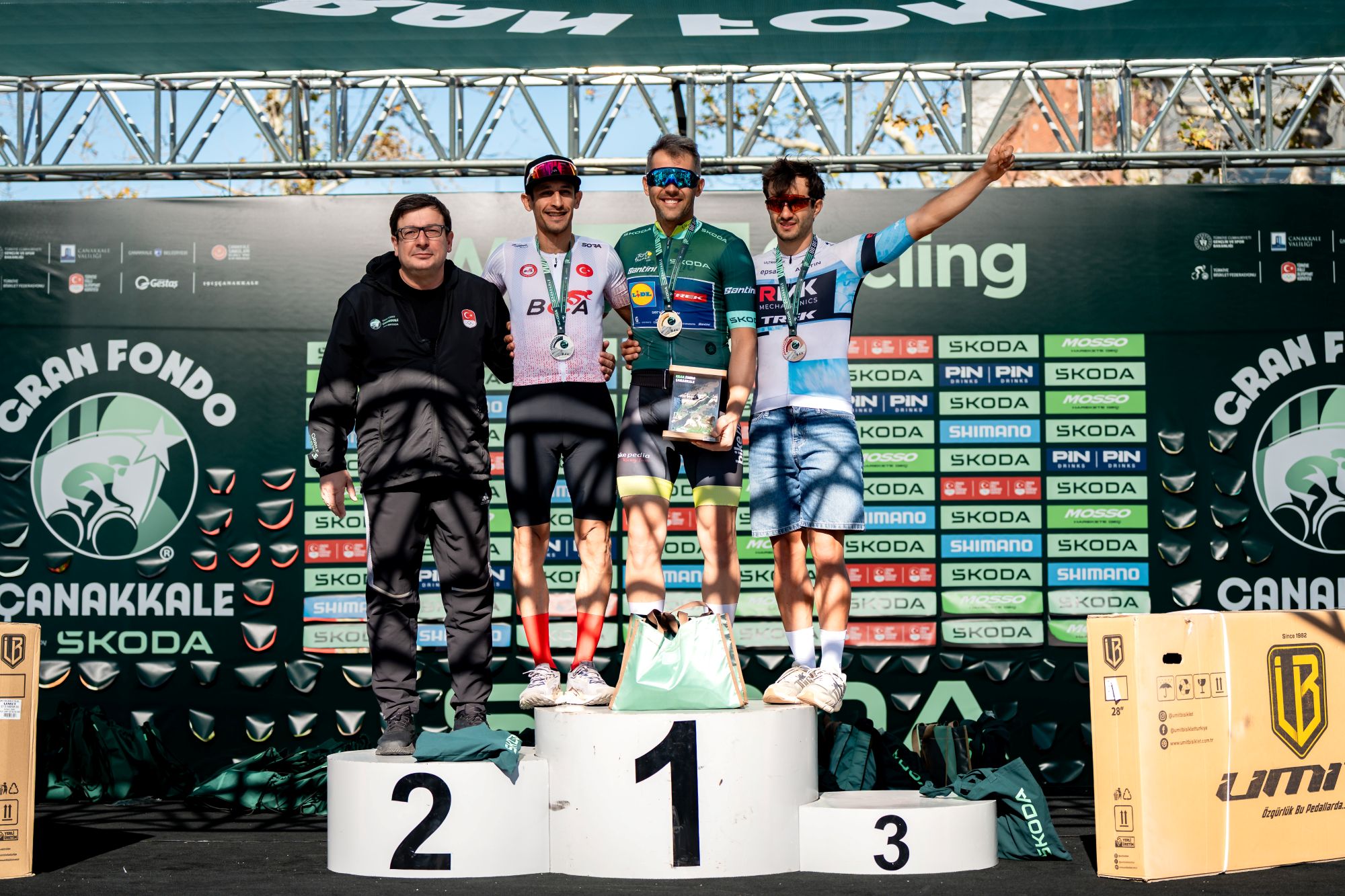 Skoda Canakkale Gran Fondo ile Iki Kitada Bisiklet Heyecani Yasandi 5 .jpg