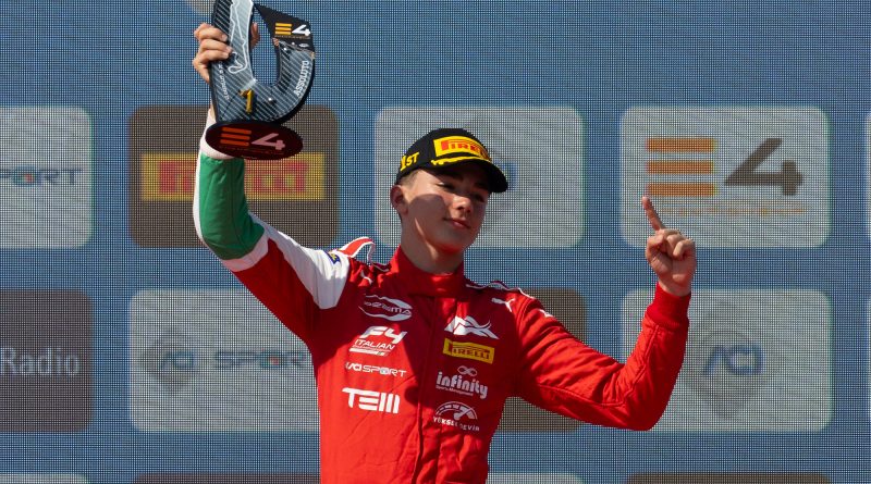Prema Racing pilotu Alp Aksoy – 2026 E4 Şampiyonası