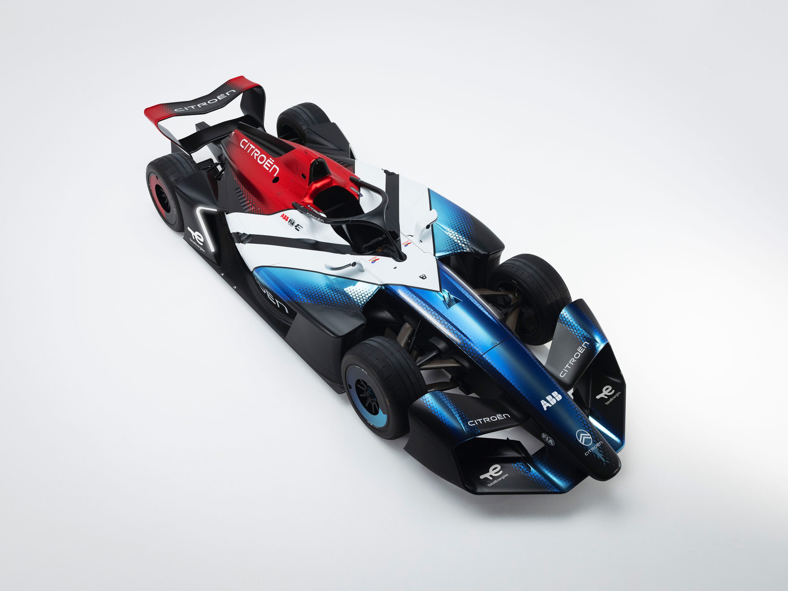 Citroën Racing GEN4 Formula E otomobilinin üst görünümü